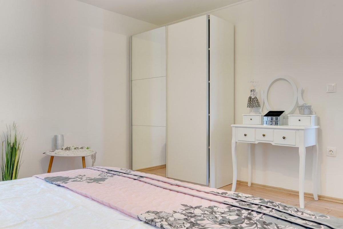 Villa Micol Gajana エクステリア 写真